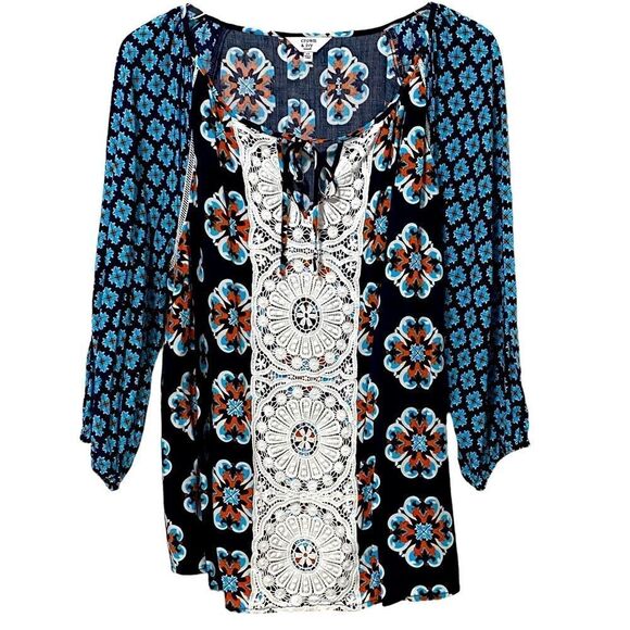 CROWN & IVY - SIZE 2X - COLORFUL LIGHTWEIGHT BLOUSE - HAS LACE APPLIQUÉ B20 - Picture 3 of 11